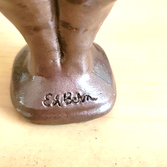 Venus of Dolni Vestonice Statuette Signed - Picture 6 of 7